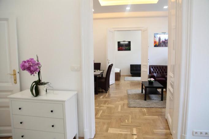Brand New Apartment בודפשט מראה חיצוני תמונה